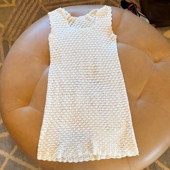 Elegant White Crochet Dress - Picture 1 of 6